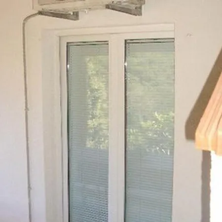 Dario - One Bedroom With Terrace And Sea View Appartement *